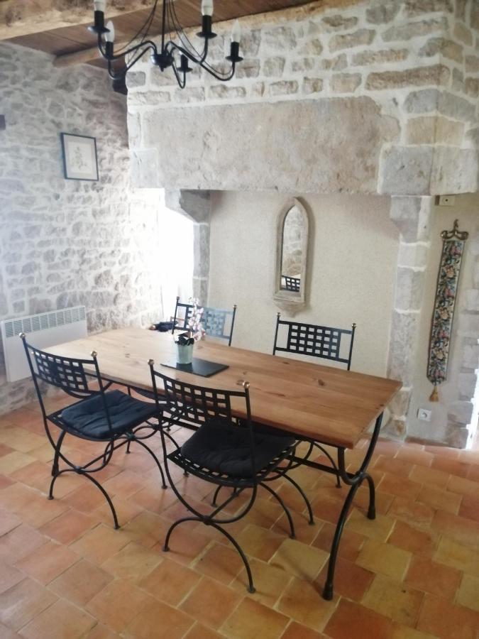 Traditional Stone Cottage Condac Exterior foto